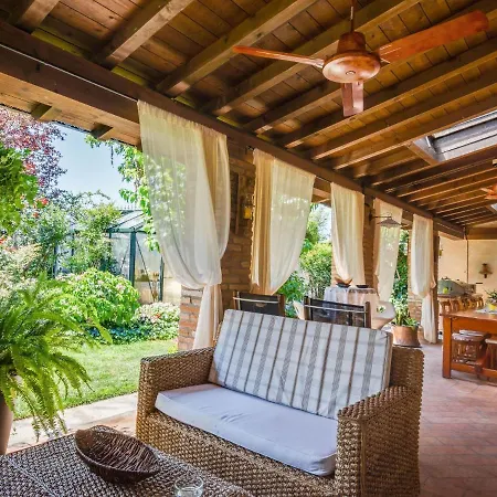 Belvilla By Oyo In Castelbelforte *